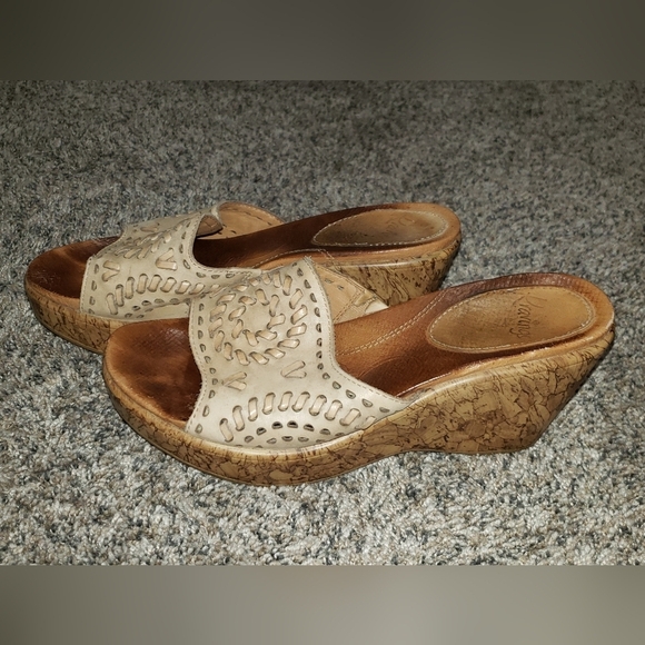 Kravings | Leather Wedge Slide Mules with Open-Toe Design - Picture 2 of 5